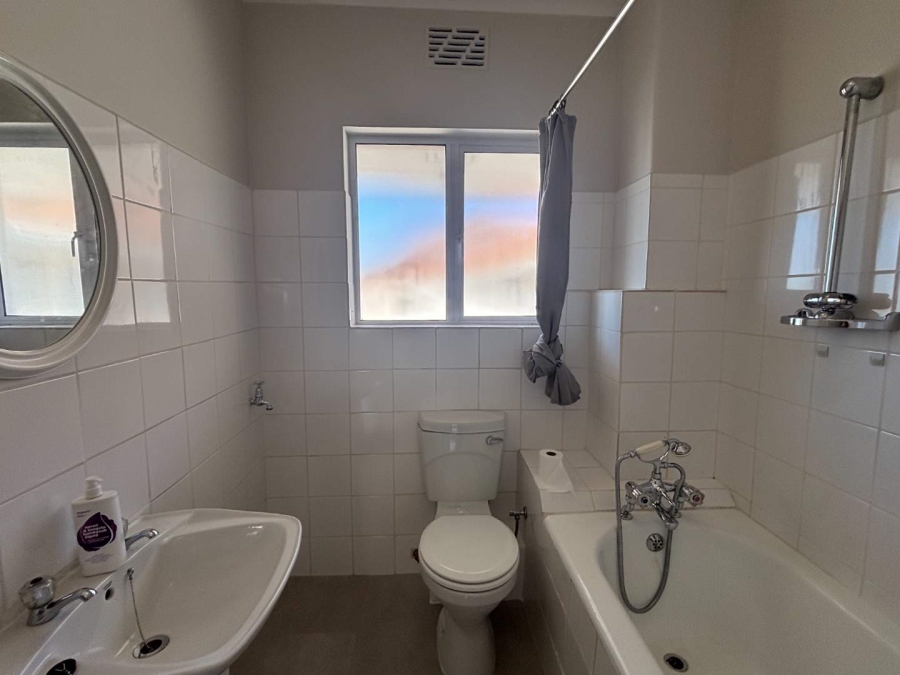 To Let 2 Bedroom Property for Rent in Tamboerskloof Western Cape